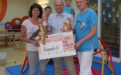 Känguruh hilft kranken Kindern – jüngst auch Flüchtlingskindern